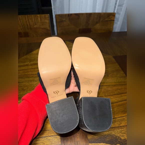 NWT KATY PERRY HTE MEADOW UPPER CROCHET BLACK SANDALS PLATFORM SIZE 9.5 - Picture 6 of 10